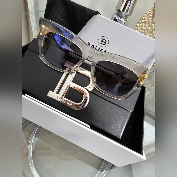 Balmain 55mm Cat Eye Sunglasses. - Picture 3 of 16
